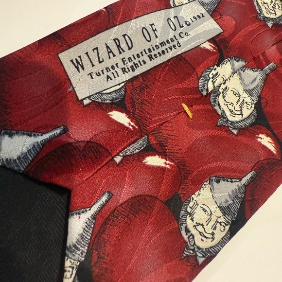 Vintage Wizard of Oz Tin Man red tie - Picture 2 of 5
